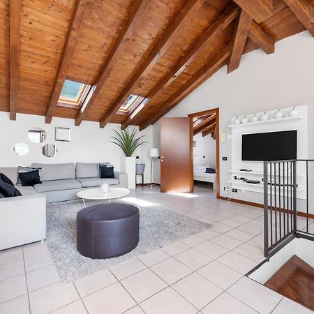 Casacamelia 35, 3 Bdrm With View Lake Como Leilighet Acquaseria Eksteriør bilde