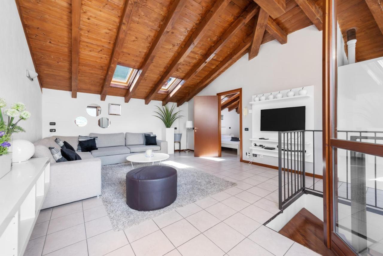 Casacamelia 35, 3 Bdrm With View Lake Como Leilighet Acquaseria Eksteriør bilde